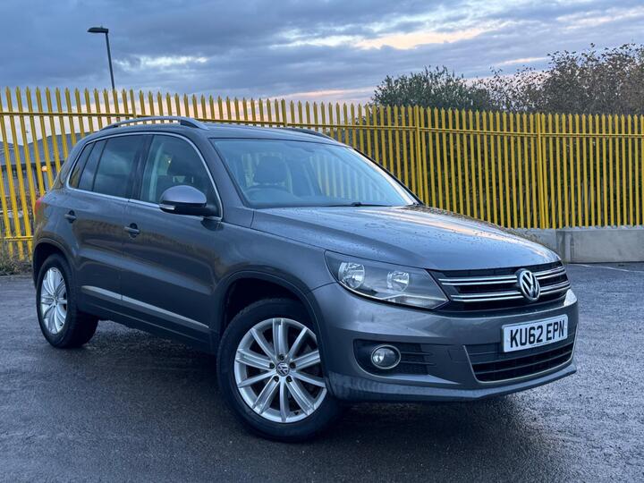 Volkswagen Tiguan 2.0 TDI Sport 4WD Euro 5 5dr