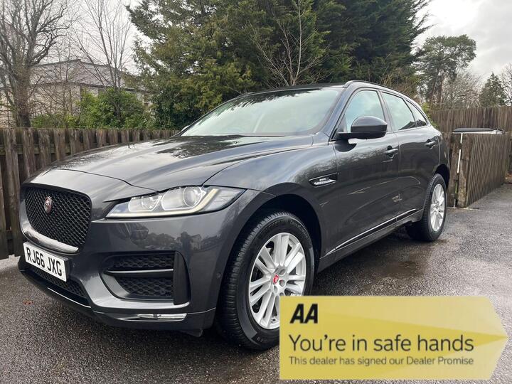 Jaguar F-PACE 2.0 D180 R-Sport Auto AWD Euro 6 (s/s) 5dr Jaguar F-PACE 2.0 D180 R-Sport Auto AWD Euro 6 (s/s) 5dr