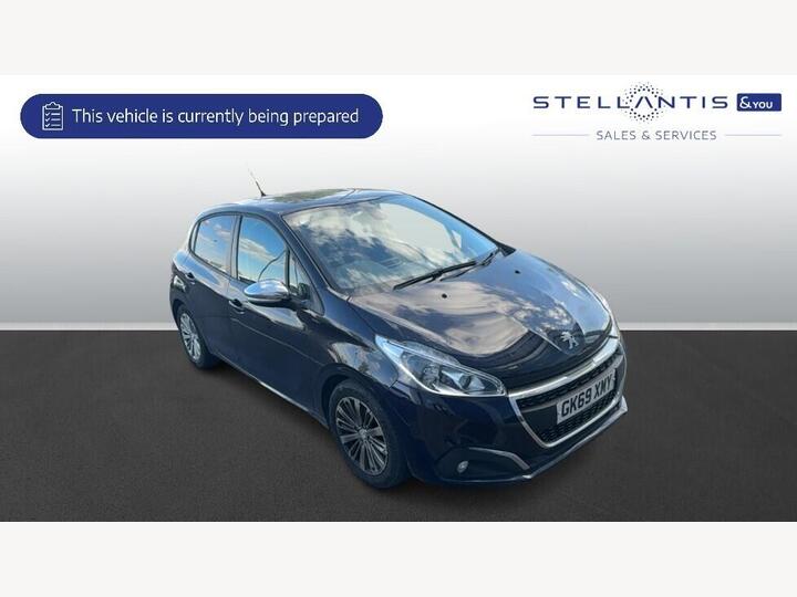 Peugeot 208 1.2 PureTech Signature Euro 6 (s/s) 5dr