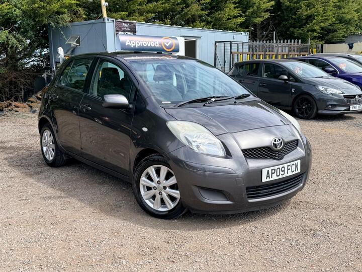 Toyota Yaris 1.33 Dual VVT-i TR Euro 4 (s/s) 5dr
