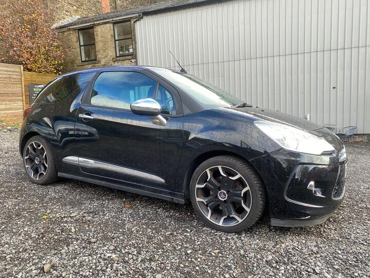 Citroen DS3 Cabrio 1.6 THP DSport Plus Euro 5 2dr Citroen DS3 Cabrio 1.6 THP DSport Plus Euro 5 2dr
