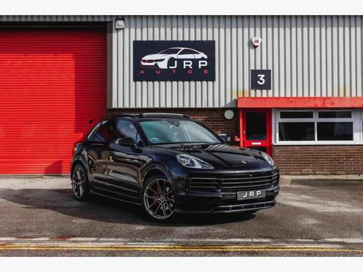 Porsche Cayenne 3.0 V6 E-Hybrid 17.9kWh Platinum Edition TiptronicS 4WD Euro 6 (s/s) 5dr (3.6kW Charger)