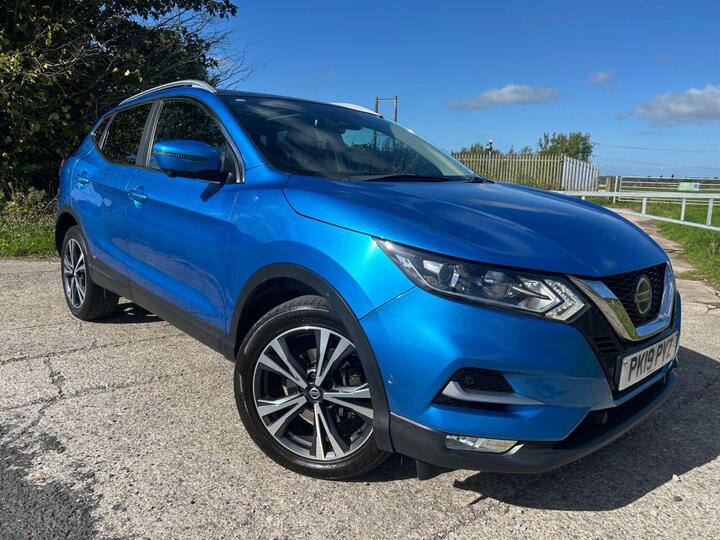 Nissan QASHQAI 1.5 DCi N-Connecta Euro 6 (s/s) 5dr