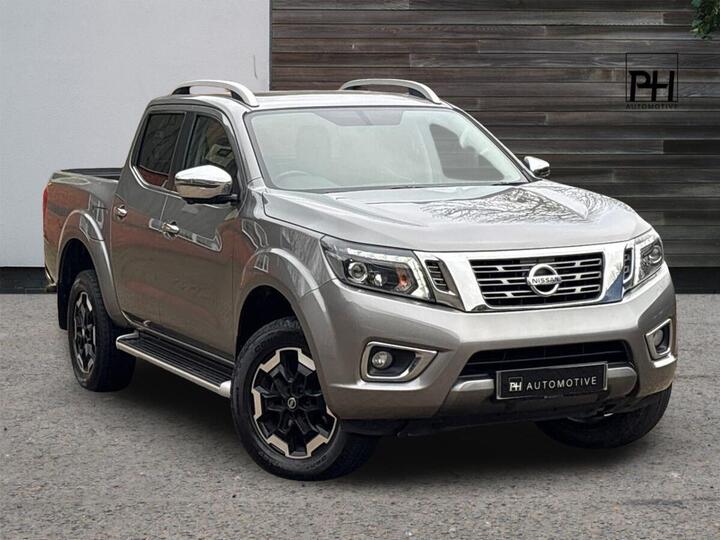 Nissan NAVARA 2.3 DCi Tekna Auto 4WD Euro 6 4dr