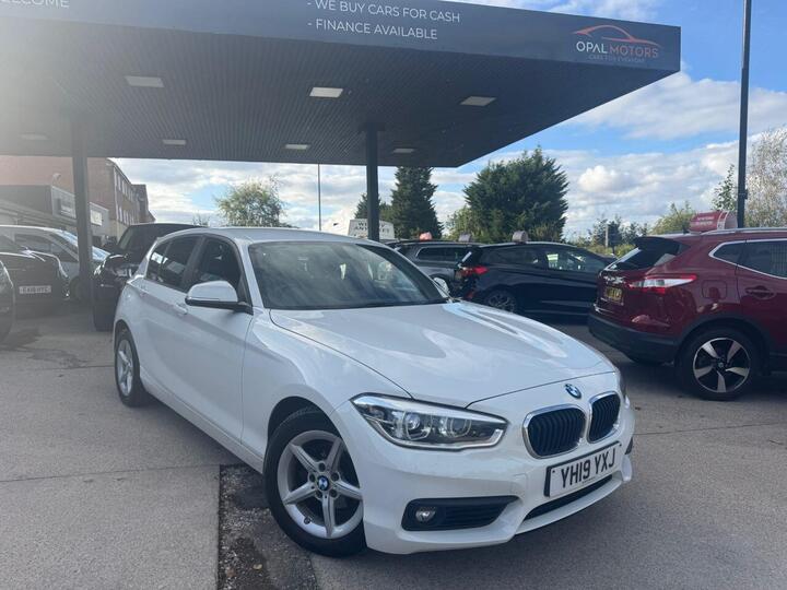 BMW 1 SERIES 1.5 118i SE Business Euro 6 (s/s) 5dr