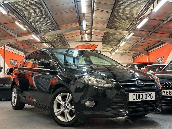 Ford Focus 1.6 TDCi Zetec Euro 5 (s/s) 5dr