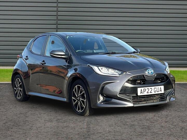 Toyota Yaris 1.5 VVT-h Design E-CVT Euro 6 (s/s) 5dr Toyota Yaris 1.5 VVT-h Design E-CVT Euro 6 (s/s) 5dr