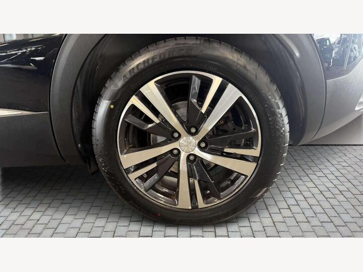 Peugeot 3008 1.5 BlueHDi Allure Euro 6 (s/s) 5dr Peugeot 3008 1.5 BlueHDi Allure Euro 6 (s/s) 5dr