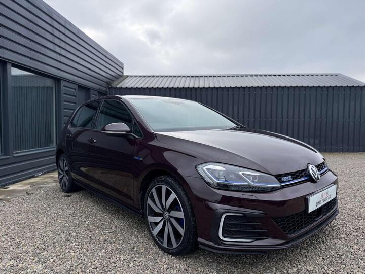 Volkswagen GOLF 1.4 TSI 8.7kWh GTE Advance DSG Euro 6 (s/s) 5dr