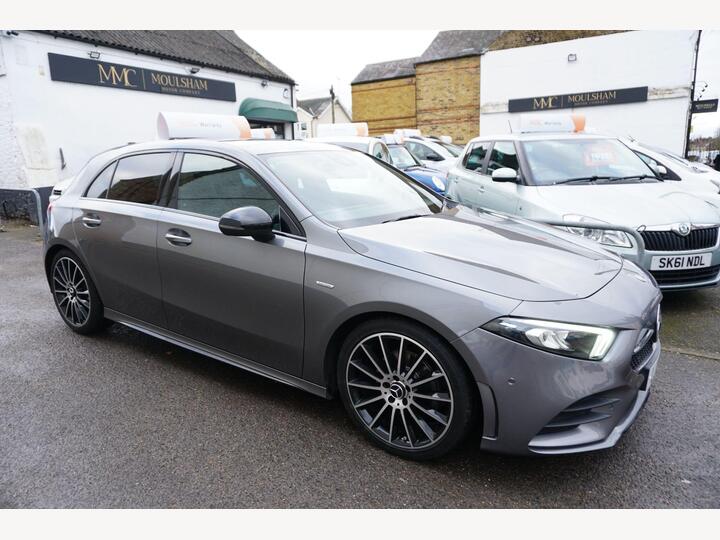 Mercedes-Benz A Class 2.0 A200d Exclusive Edition 8G-DCT Euro 6 (s/s) 5dr