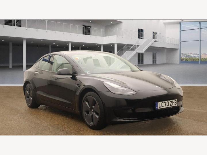 Tesla Model 3 Standard Range Plus Auto RWD 4dr