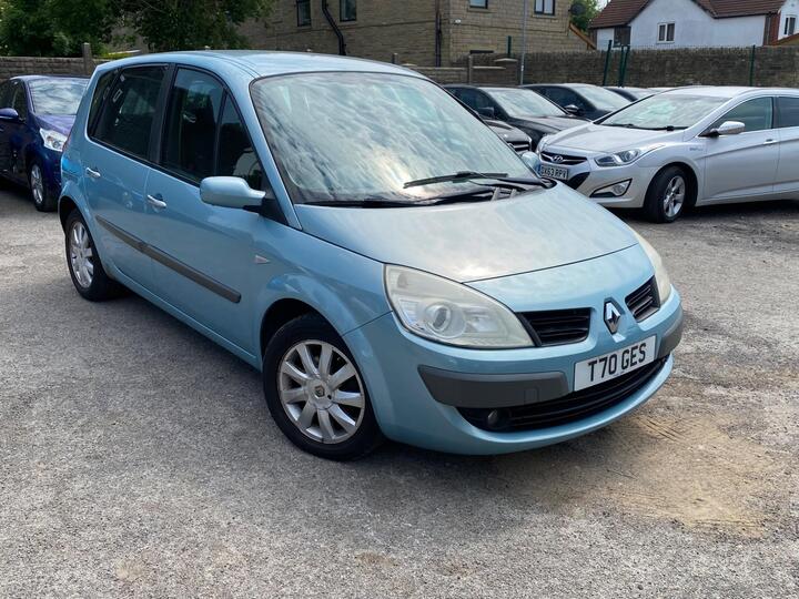 Renault Scenic 1.6 VVT Dynamique 5dr