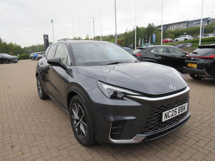 Lexus LBX 1.5 VVT-iE Premium Plus Design E-CVT Euro 6 (s/s) 5dr