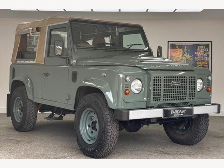 Land Rover Defender 90 2.2 TDCi Hard Top SUV 4WD SWB Euro 5 3dr