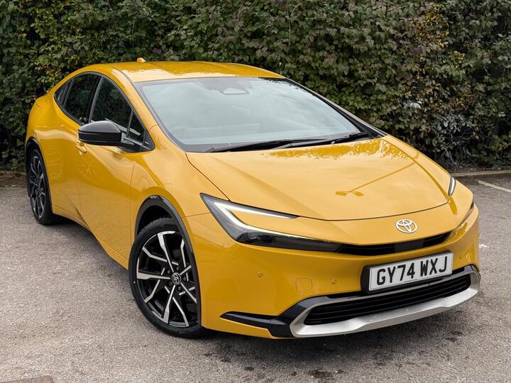 Toyota Prius 2.0 13.6kWh Excel CVT Euro 6 (s/s) 5dr Toyota Prius 2.0 13.6kWh Excel CVT Euro 6 (s/s) 5dr