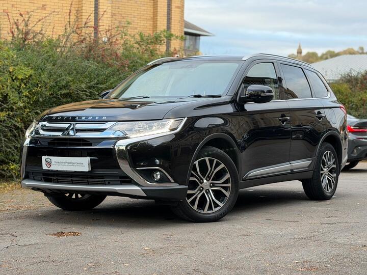 Mitsubishi Outlander 2.2 DI-D 4 Auto 4WD Euro 6 5dr Mitsubishi Outlander 2.2 DI-D 4 Auto 4WD Euro 6 5dr