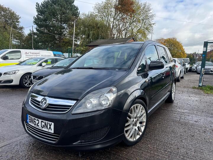 Vauxhall Zafira 1.7 CDTi EcoFLEX Exclusiv Euro 5 5dr (SNav) Vauxhall Zafira 1.7 CDTi EcoFLEX Exclusiv Euro 5 5dr (SNav)