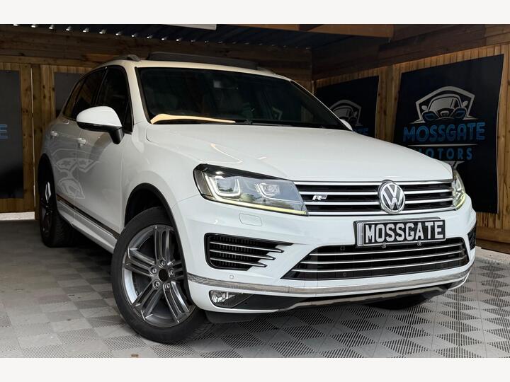 Volkswagen Touareg 3.0 TDI V6 BlueMotion Tech R-Line Tiptronic 4WD Euro 6 (s/s) 5dr