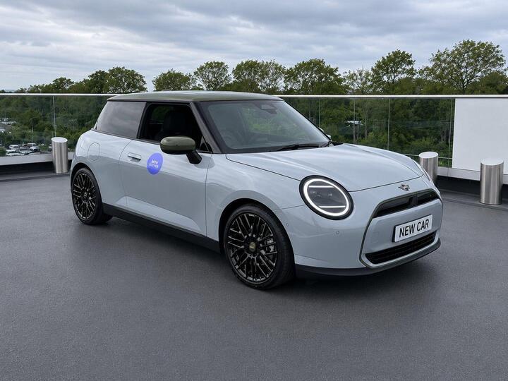 MINI Electric Cooper E 40.7kWh Paul Smith Edition Auto 3dr