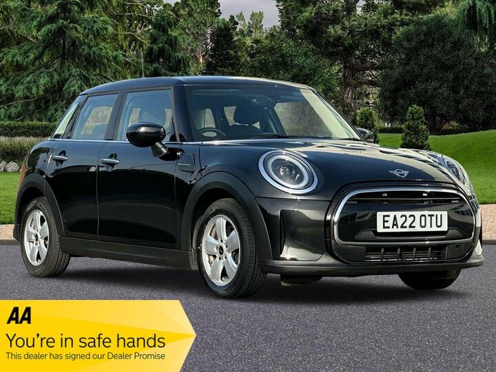 MINI Hatch 1.5 Cooper Classic Steptronic Euro 6 (s/s) 5dr