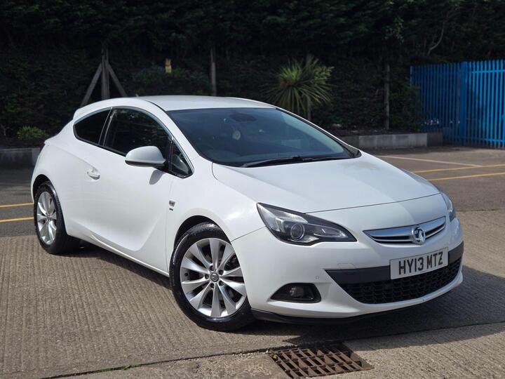 Vauxhall Astra GTC 1.6T 16V SRi Euro 5 3dr Vauxhall Astra GTC 1.6T 16V SRi Euro 5 3dr