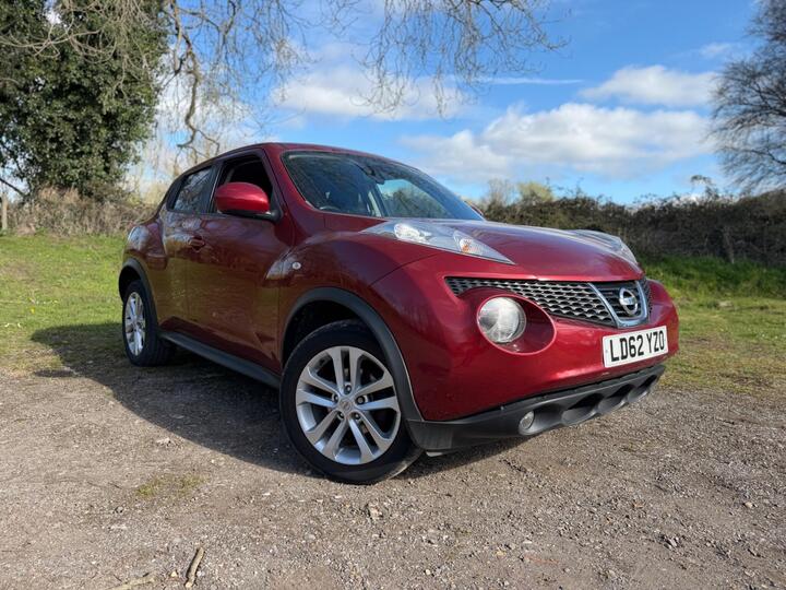 Nissan Juke 1.6 Acenta Premium Euro 5 (s/s) 5dr Nissan Juke 1.6 Acenta Premium Euro 5 (s/s) 5dr