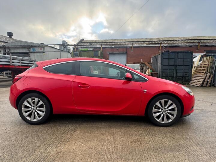 Vauxhall Astra GTC 1.4i Turbo SRi Auto Euro 6 3dr