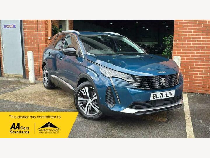Peugeot 3008 1.6 13.2kWh Allure Premium E-EAT Euro 6 (s/s) 5dr Peugeot 3008 1.6 13.2kWh Allure Premium E-EAT Euro 6 (s/s) 5dr