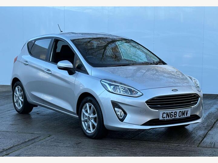 Ford Fiesta 1.0T EcoBoost Zetec Euro 6 (s/s) 5dr Ford Fiesta 1.0T EcoBoost Zetec Euro 6 (s/s) 5dr