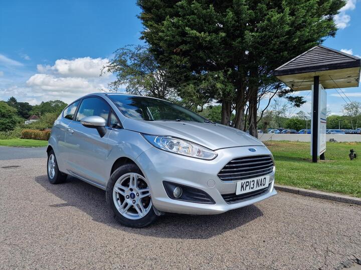 Ford Fiesta 1.0 Zetec Euro 5 (s/s) 3dr