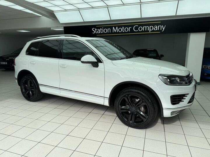 Volkswagen TOUAREG 3.0 TDI V6 BlueMotion Tech R-Line Plus Tiptronic 4WD Euro 6 (s/s) 5dr