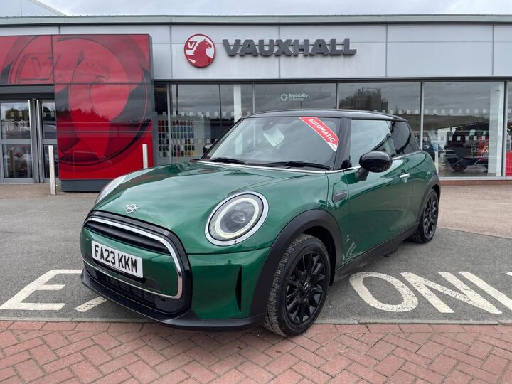 MINI Hatch 1.5 Cooper Classic Steptronic Euro 6 (s/s) 3dr