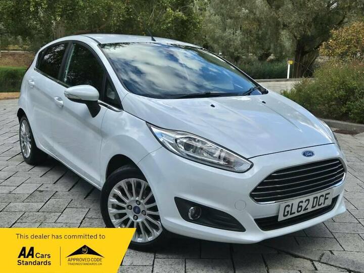 Ford Fiesta 1.0T EcoBoost Titanium Euro 5 (s/s) 5dr