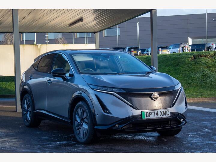 Nissan Ariya 87kWh Evolve Auto 5dr 22kW Charger