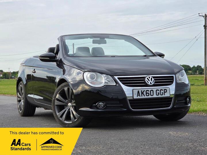 Volkswagen Eos 2.0 TSI Individual Cabriolet Euro 5 2dr Volkswagen Eos 2.0 TSI Individual Cabriolet Euro 5 2dr