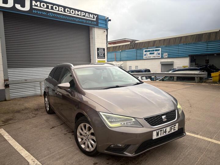 SEAT Leon 1.6 TDI CR SE Sport Tourer Euro 5 (s/s) 5dr