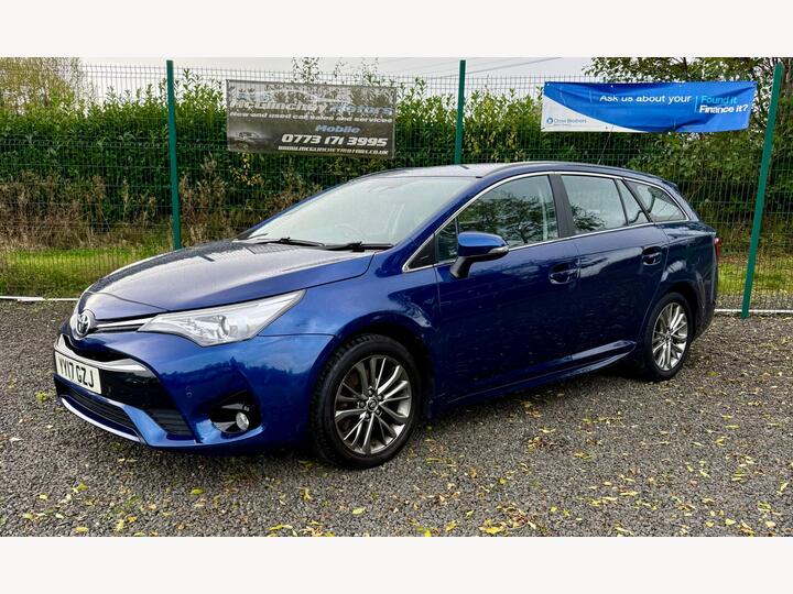 Toyota Avensis 2.0 D-4D Business Edition Touring Sports Euro 6 (s/s) 5dr Toyota Avensis 2.0 D-4D Business Edition Touring Sports Euro 6 (s/s) 5dr