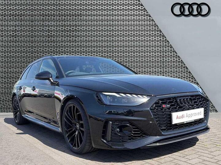 Audi Rs 4 Avant 2.9 TFSI V6 Carbon Black Tiptronic Quattro Euro 6 (s/s) 5dr Audi Rs 4 Avant 2.9 TFSI V6 Carbon Black Tiptronic Quattro Euro 6 (s/s) 5dr