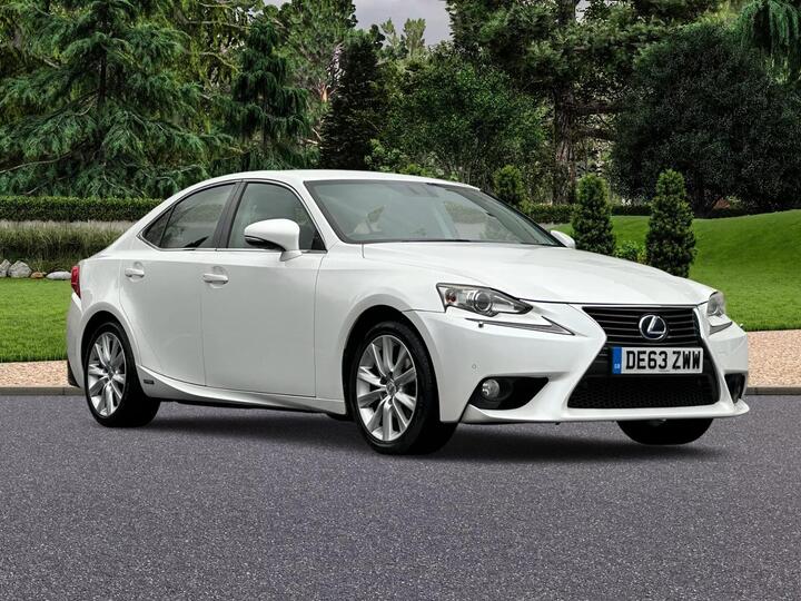 Lexus IS 2.5 300h Luxury E-CVT Euro 5 (s/s) 4dr