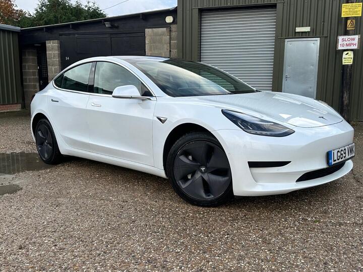 Tesla Model 3 Standard Range Plus Auto RWD 4dr