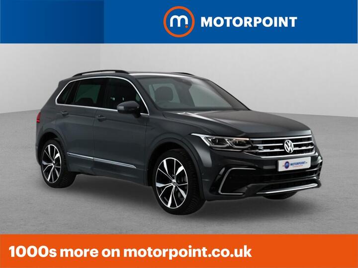 Volkswagen Tiguan 1.4 TSI 13kWh R-Line DSG Euro 6 (s/s) 5dr Volkswagen Tiguan 1.4 TSI 13kWh R-Line DSG Euro 6 (s/s) 5dr