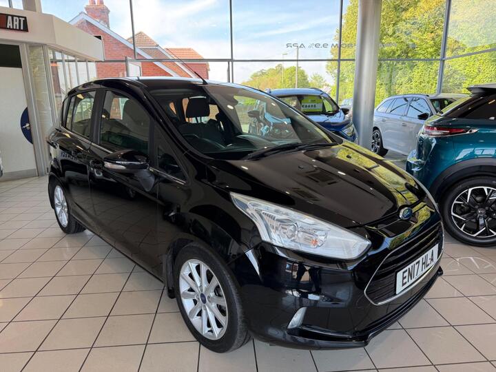 Ford B-Max 1.0T EcoBoost Titanium Navigator Euro 6 (s/s) 5dr