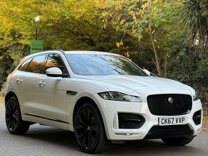 Jaguar F-PACE 2.0 D180 R-Sport Auto AWD Euro 6 (s/s) 5dr Jaguar F-PACE 2.0 D180 R-Sport Auto AWD Euro 6 (s/s) 5dr