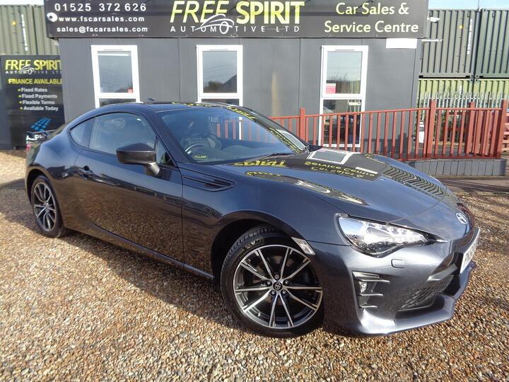 Toyota GT86 2.0 Boxer D-4S Pro Euro 6 2dr