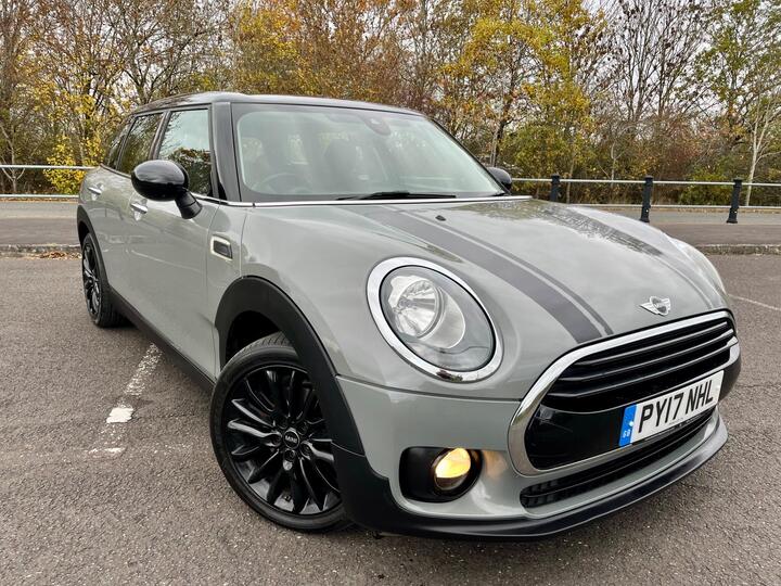 MINI Clubman 1.5 Cooper (Black Pack) Euro 6 (s/s) 6dr MINI Clubman 1.5 Cooper (Black Pack) Euro 6 (s/s) 6dr