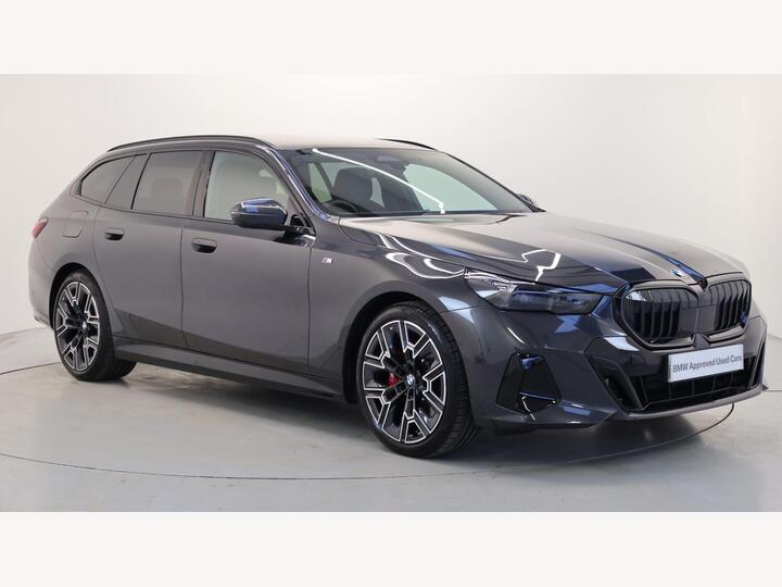 BMW 5 Series 2.0 520i MHT M Sport Pro Touring Steptronic Euro 6 (s/s) 5dr BMW 5 Series 2.0 520i MHT M Sport Pro Touring Steptronic Euro 6 (s/s) 5dr