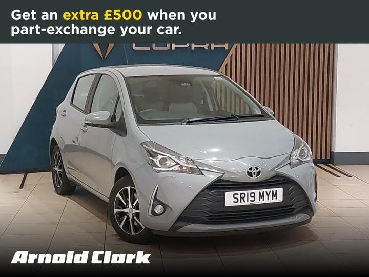 Toyota Yaris 1.5 VVT-i Icon Tech Euro 6 5dr