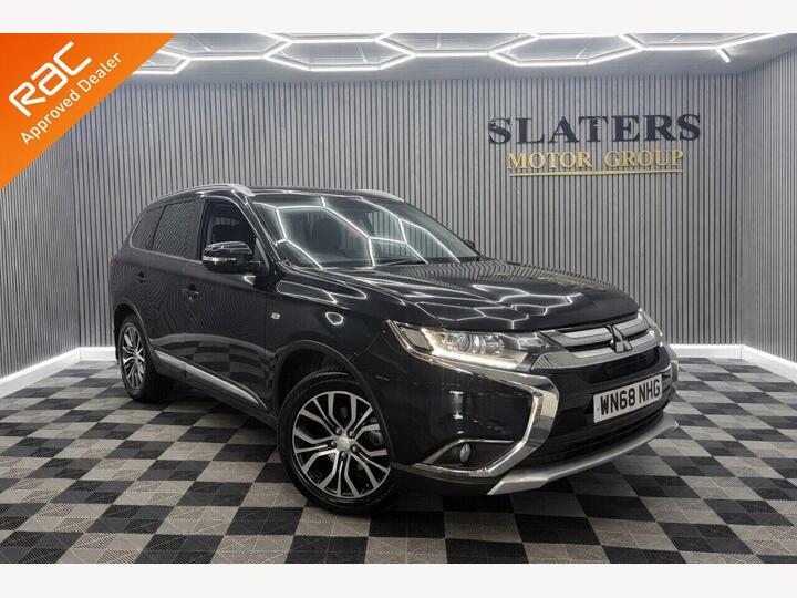 Mitsubishi OUTLANDER 2.2 DI-D Juro 4WD Euro 6 (s/s) 5dr Mitsubishi OUTLANDER 2.2 DI-D Juro 4WD Euro 6 (s/s) 5dr
