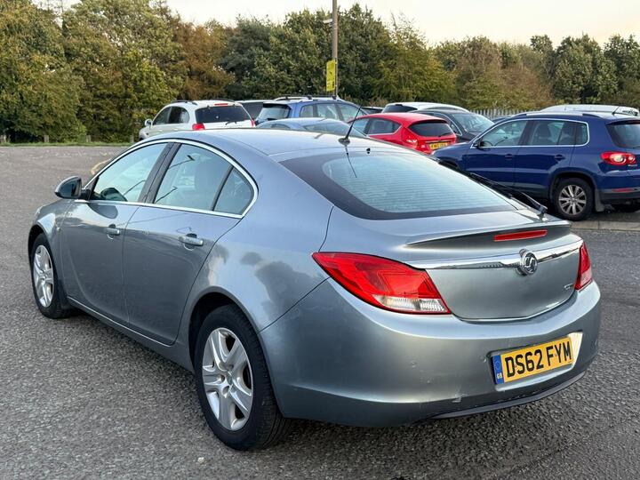 Vauxhall Insignia 2.0 CDTi Exclusiv Auto Euro 5 5dr