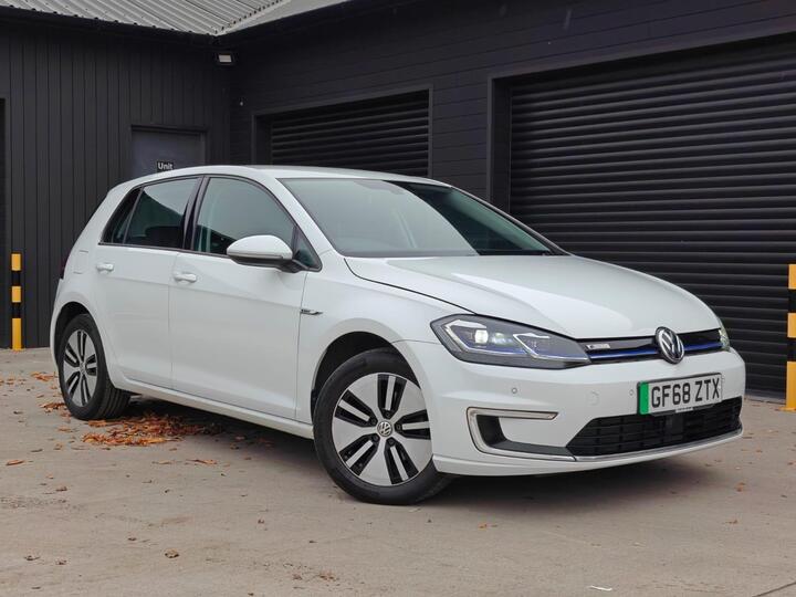 Volkswagen E-Golf 35.8kWh E-Golf Auto 5dr Volkswagen E-Golf 35.8kWh E-Golf Auto 5dr